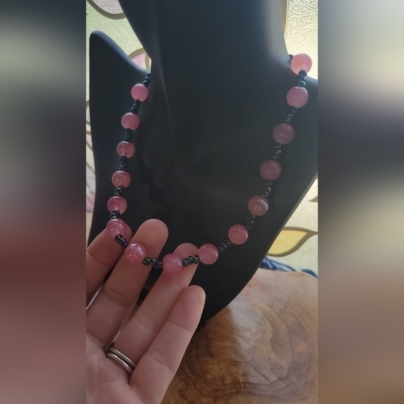 New Handmade Chocker Necklace With Pink & Black Iridescent Glass Beads Size 15" - Picture 5 of 7
